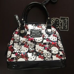 Loungefly loves Hello Kitty purse